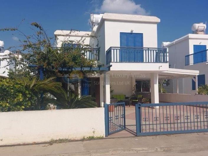Image No.1-Villa de 2 chambres à vendre à Pervolia