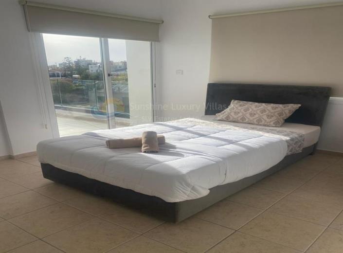 Image No.5-3 Bed Villa for sale