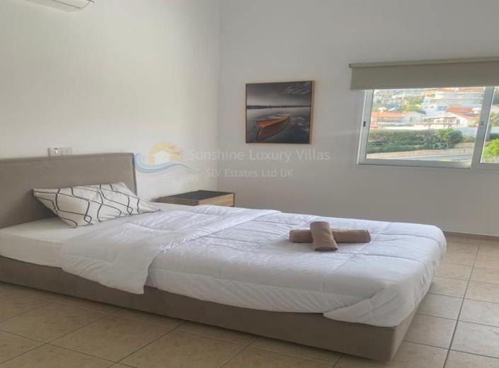 Image No.10-3 Bed Villa for sale