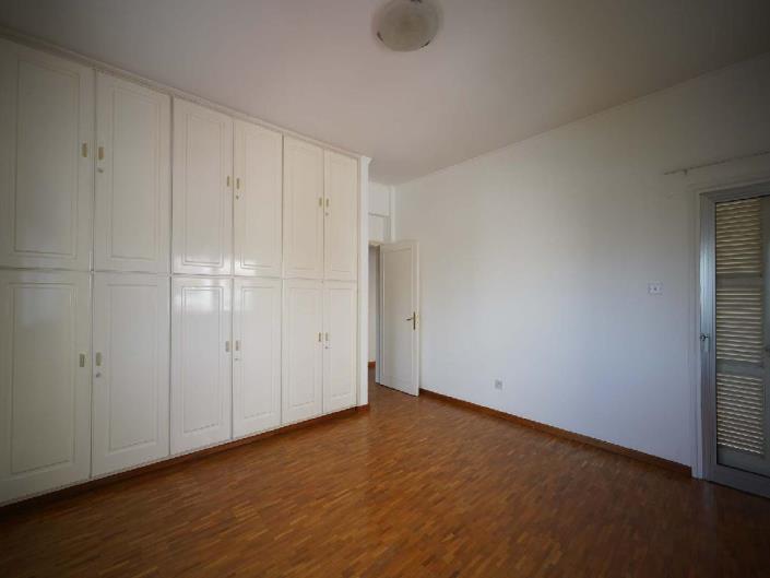 Image No.18-Villa de 4 chambres à vendre à Strovolos