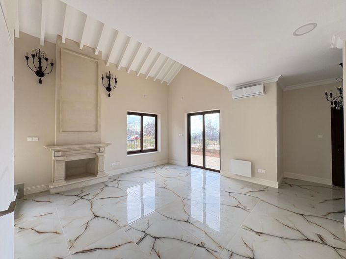 Image No.6-4 Bed Villa for sale