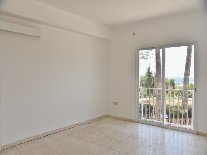 Image No.6-5 Bed Villa for sale