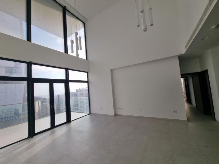 Image No.3-3 Bed Penthouse for sale