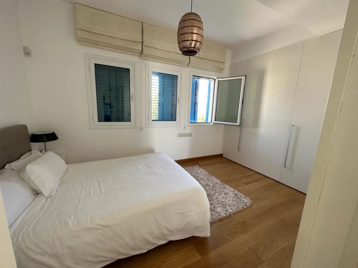 Image No.20-3 Bed Villa for sale