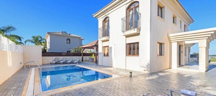 Image No.1-4 Bed Villa for sale