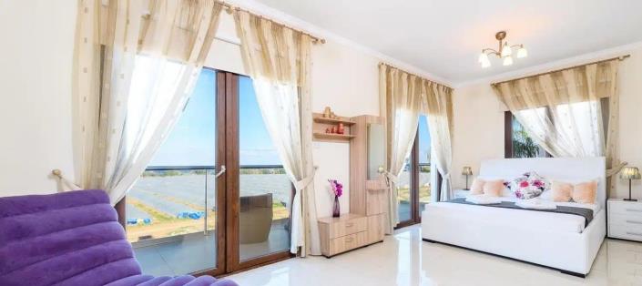 Image No.5-4 Bed Villa for sale