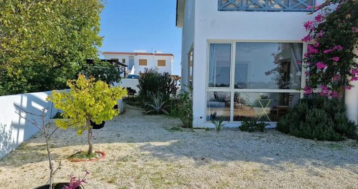 Image No.9-2 Bed Villa for sale