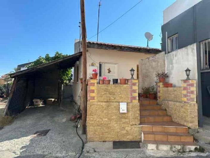Image No.1-Appartement de 2 chambres à vendre à Lythrodontas