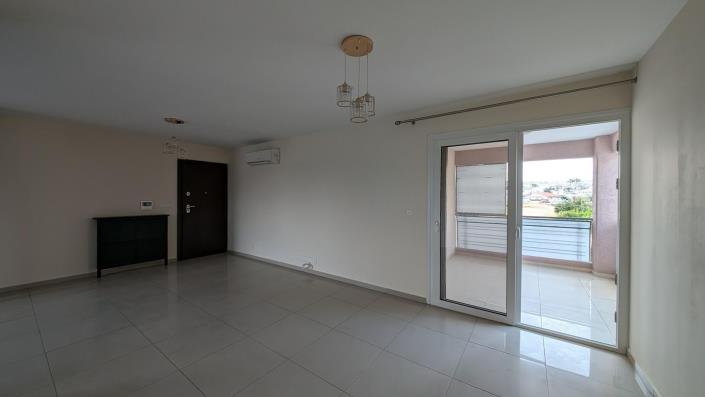 Image No.19-3 Bed Apartment for sale