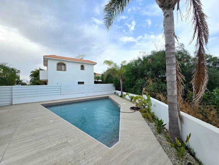 Image No.25-5 Bed Villa for sale