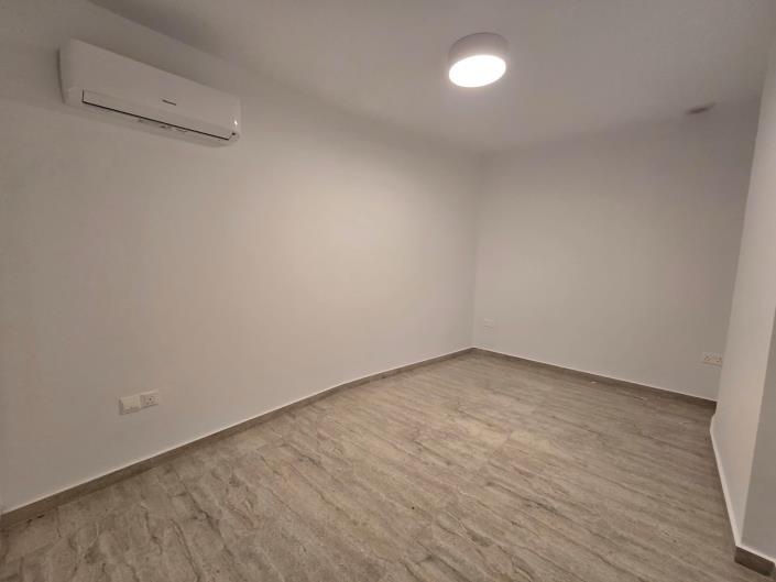 Image No.20-5 Bed Villa for sale