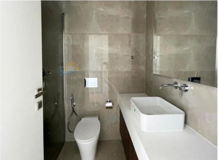 Image No.9-Appartement de 3 chambres à vendre à Agios Tychonas