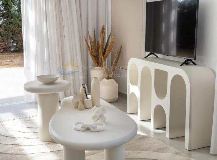 Image No.5-3 Bed Villa for sale