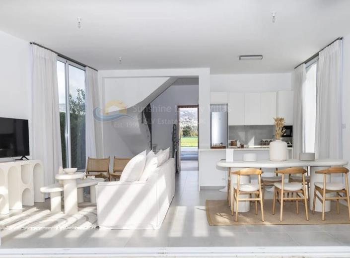 Image No.6-3 Bed Villa for sale