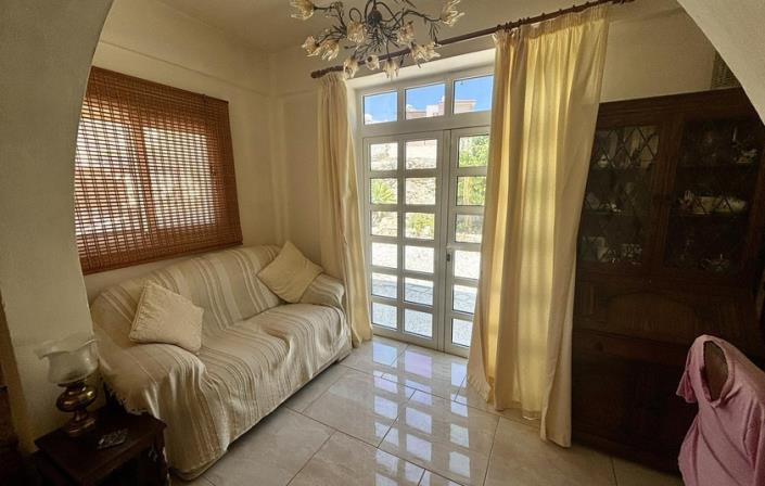 Image No.8-4 Bed Villa for sale