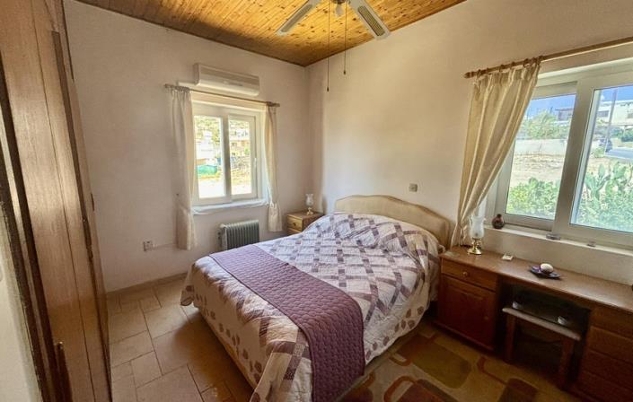 Image No.12-4 Bed Villa for sale