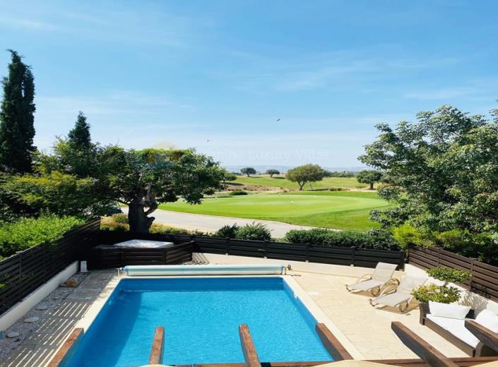 Image No.1-2 Bed Villa for sale
