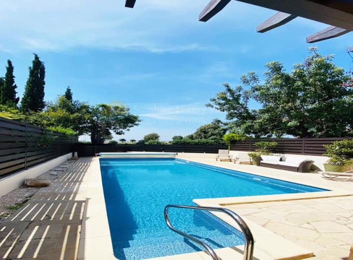 Image No.3-2 Bed Villa for sale