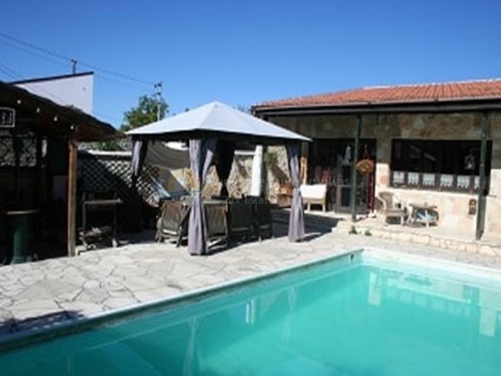 Image No.1-5 Bed Bungalow for sale