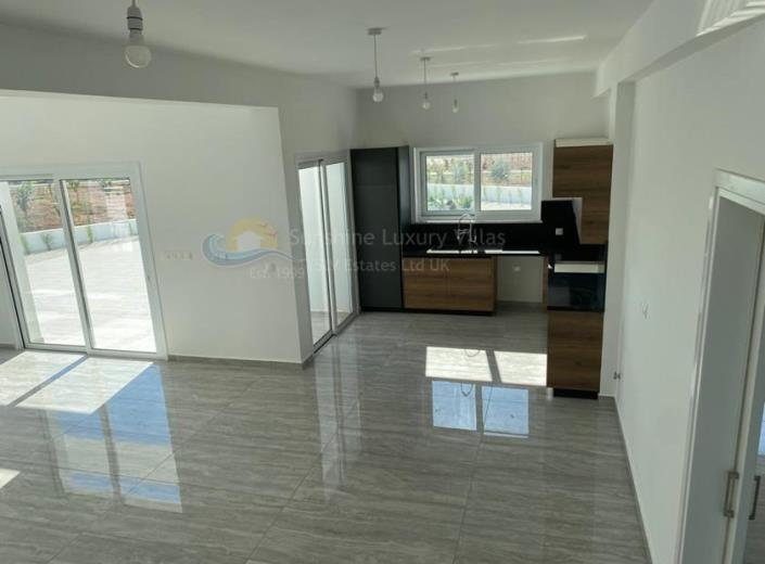 Image No.10-4 Bed Apartment for sale