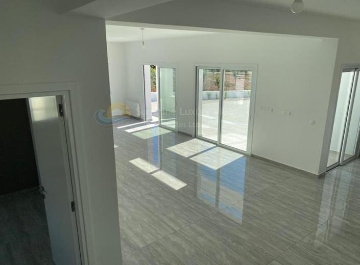 Image No.23-4 Bed Apartment for sale