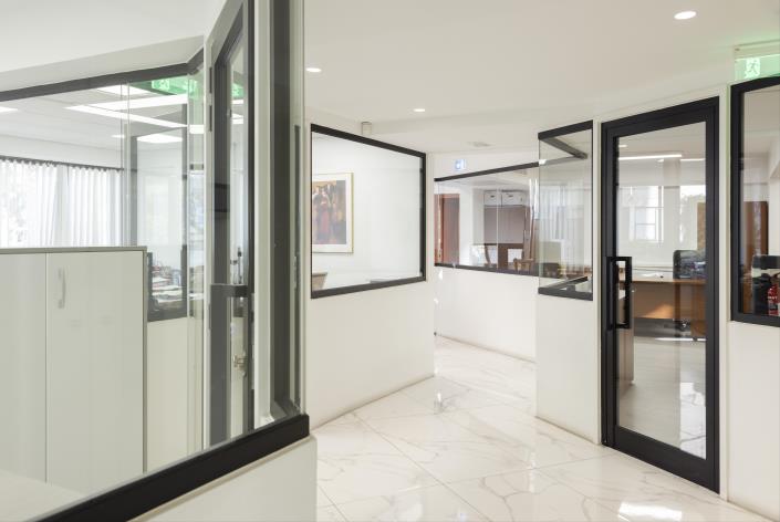 Image No.14-4 Bed Commercial for sale