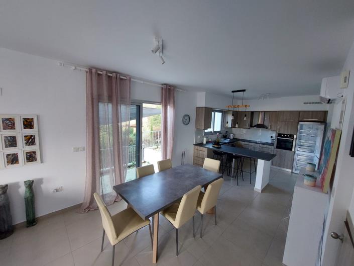 Image No.7-4 Bed Villa for sale