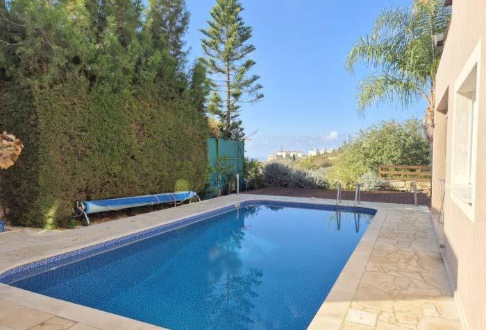 Image No.2-3 Bed Villa for sale