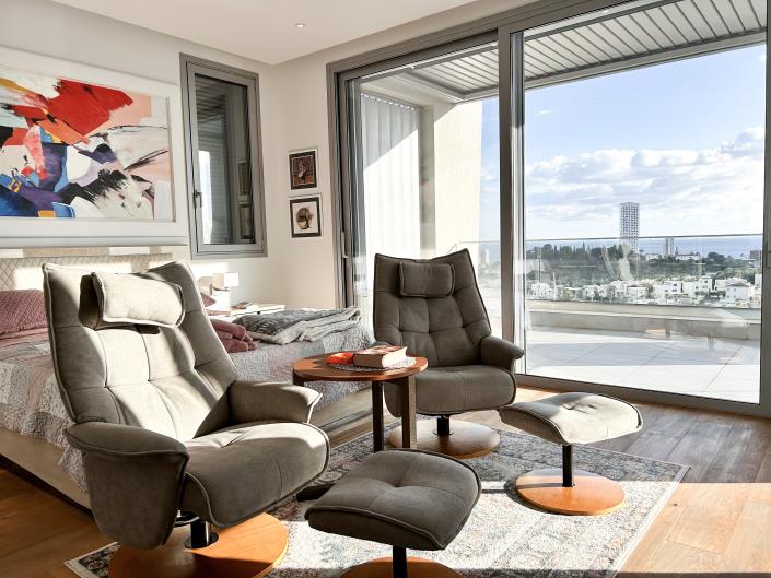 Image No.14-7 Bed Villa for sale