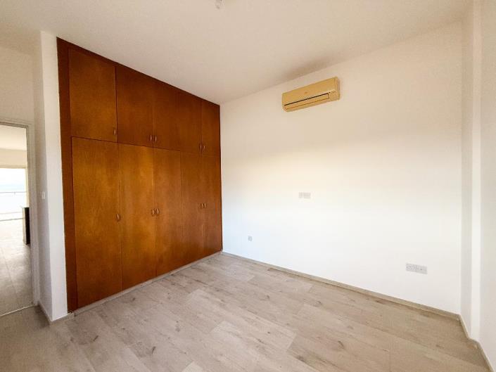 Image No.10-1 Bed Apartment for sale