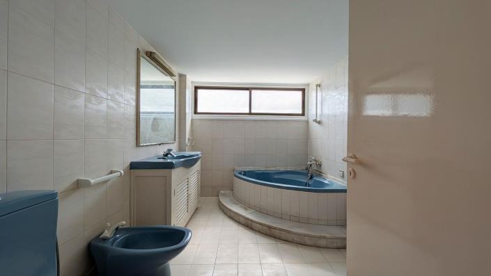 Image No.8-3 Bed Apartment for sale