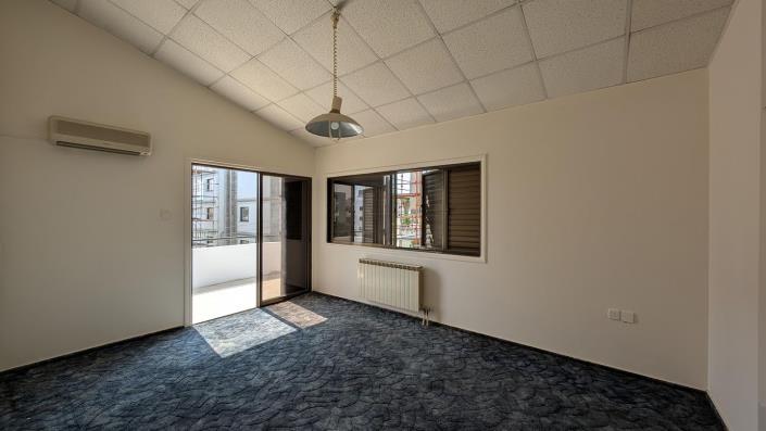 Image No.9-3 Bed Apartment for sale