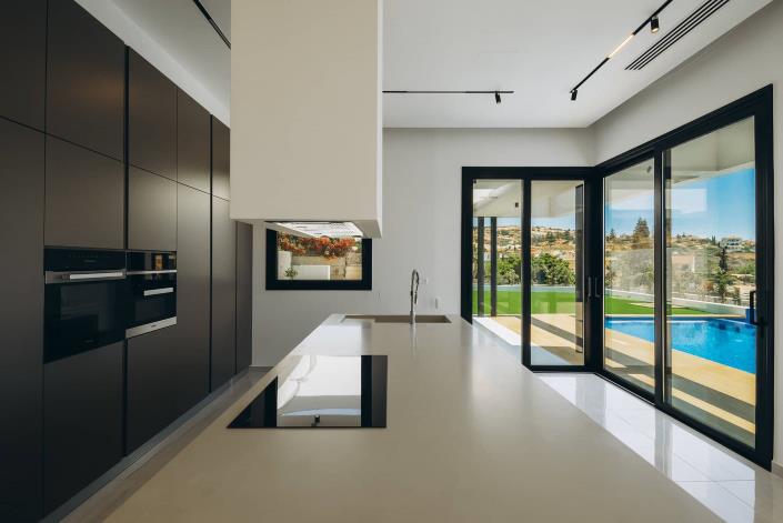 Image No.9-5 Bed Villa for sale