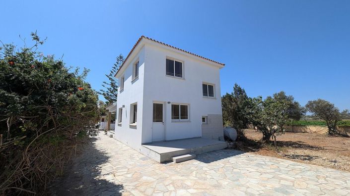 Image No.1-3 Bed Villa for sale