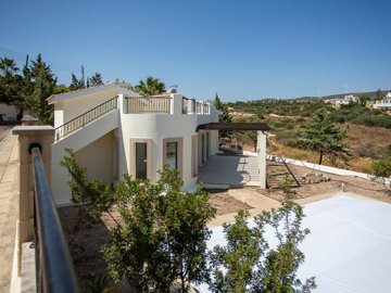 1 - , Bungalow