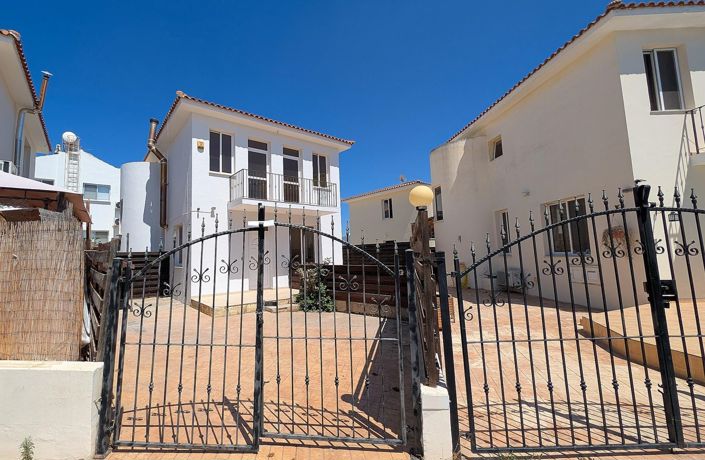 Image No.1-3 Bed Villa for sale