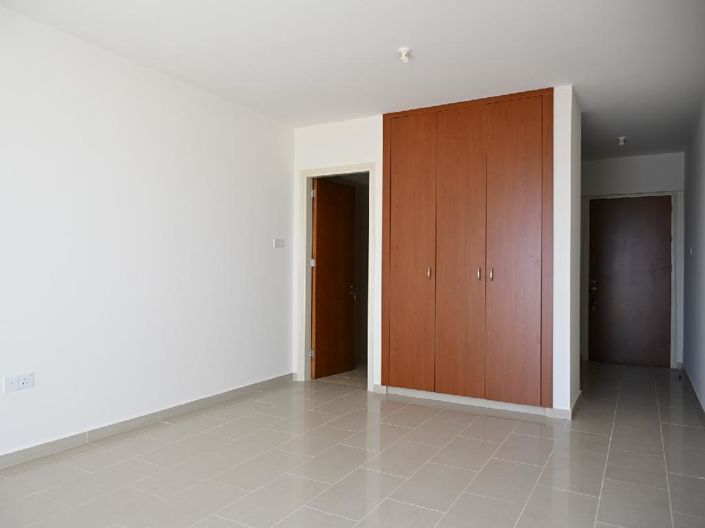 Image No.1-Studio à vendre à Larnaca