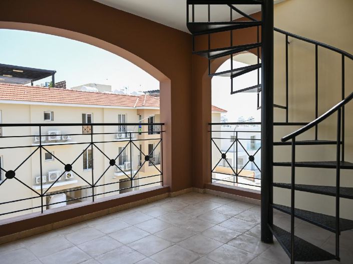 Image No.12-2 Bed Apartment for sale