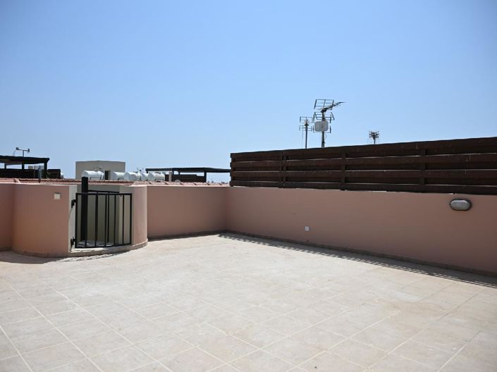 Image No.16-2 Bed Apartment for sale