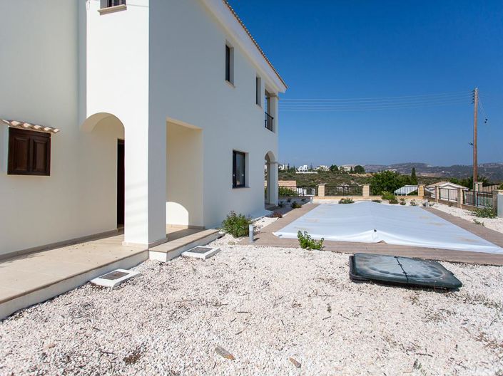 Image No.1-3 Bed Villa for sale