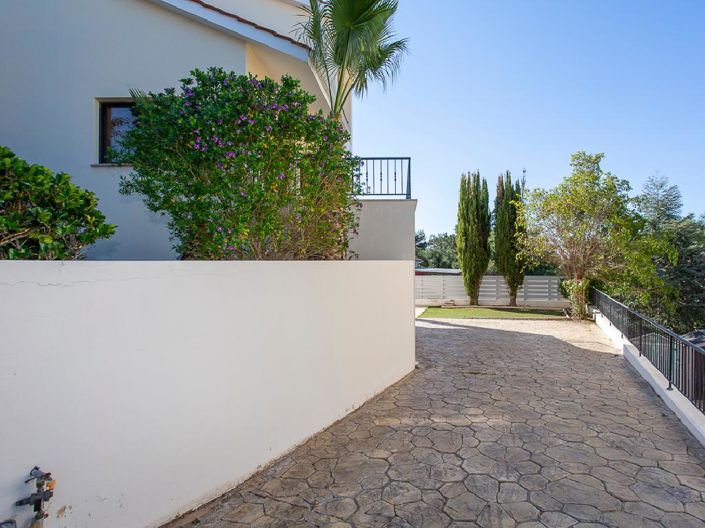 Image No.19-3 Bed Villa for sale