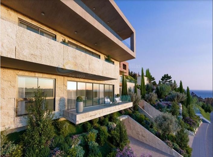 Image No.9-2 Bed Apartment for sale