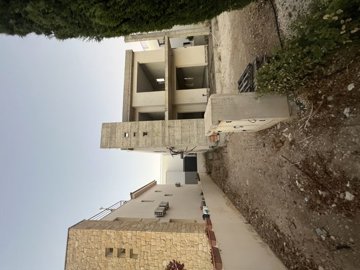 10704265675