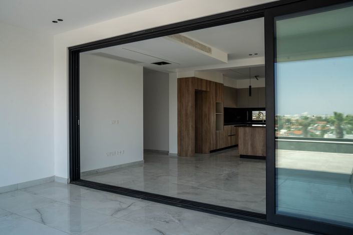 Image No.2-3 Bed Property for sale