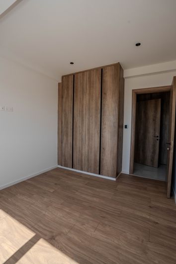 Image No.9-3 Bed Property for sale