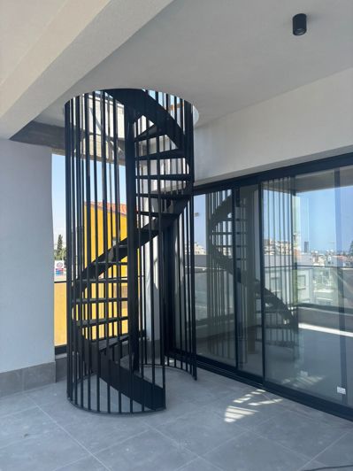 Image No.5-2 Bed Property for sale