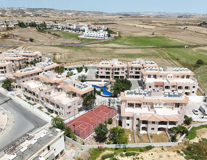 Image No.1-Studio à vendre à Larnaca