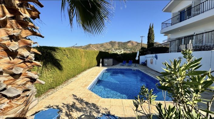 Image No.1-3 Bed Villa for sale