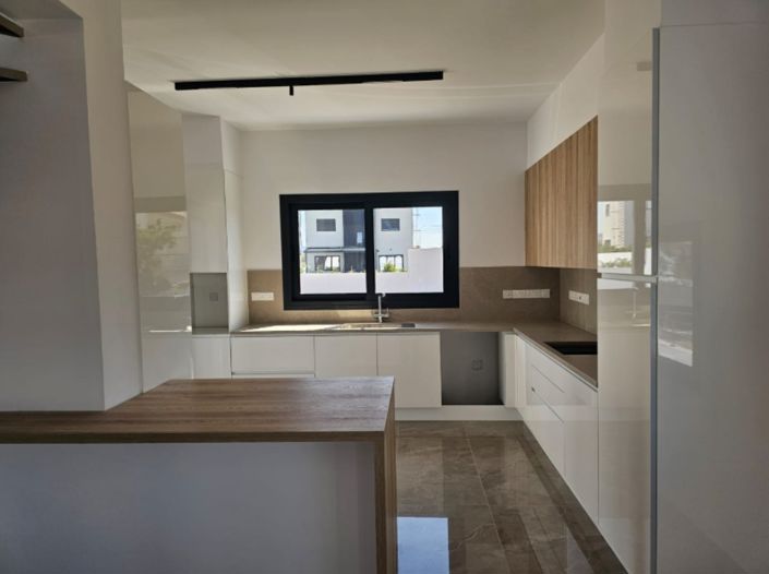 Image No.16-3 Bed Villa for sale