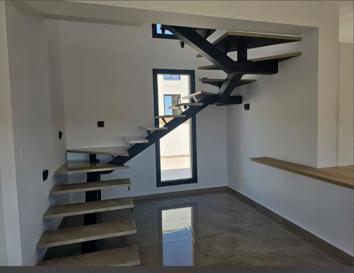 Image No.17-3 Bed Villa for sale